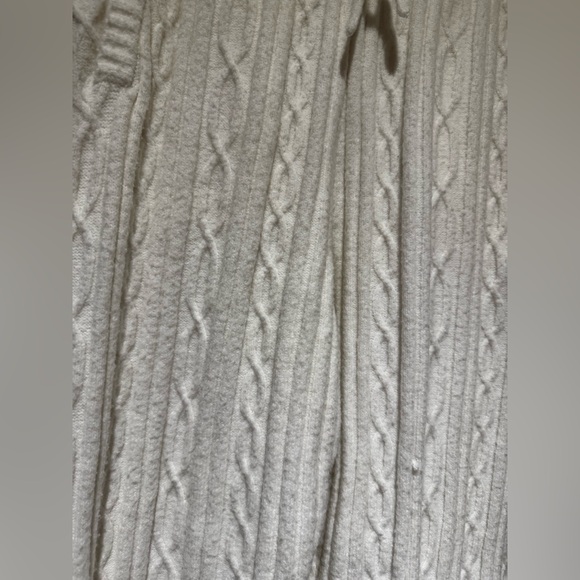 ALO Yoga cable knit winter bliss pant ivory jogger knit sweatpants ✨ - Picture 6 of 7